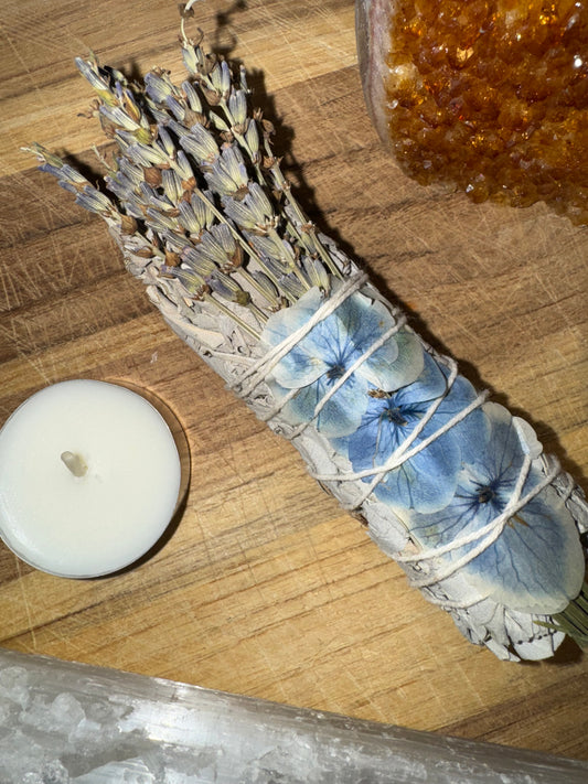 Lavender + Hydrangea Dried Sage Bundle